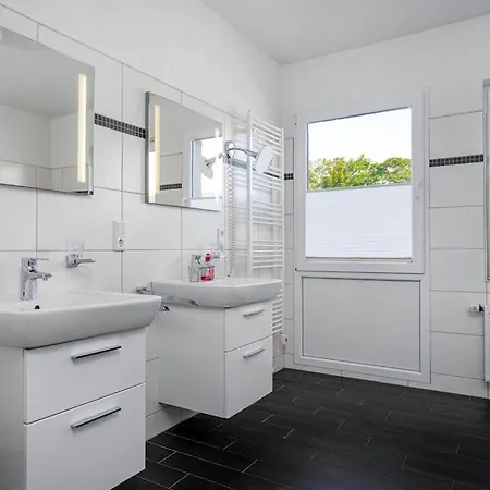 With 2 Bedrooms